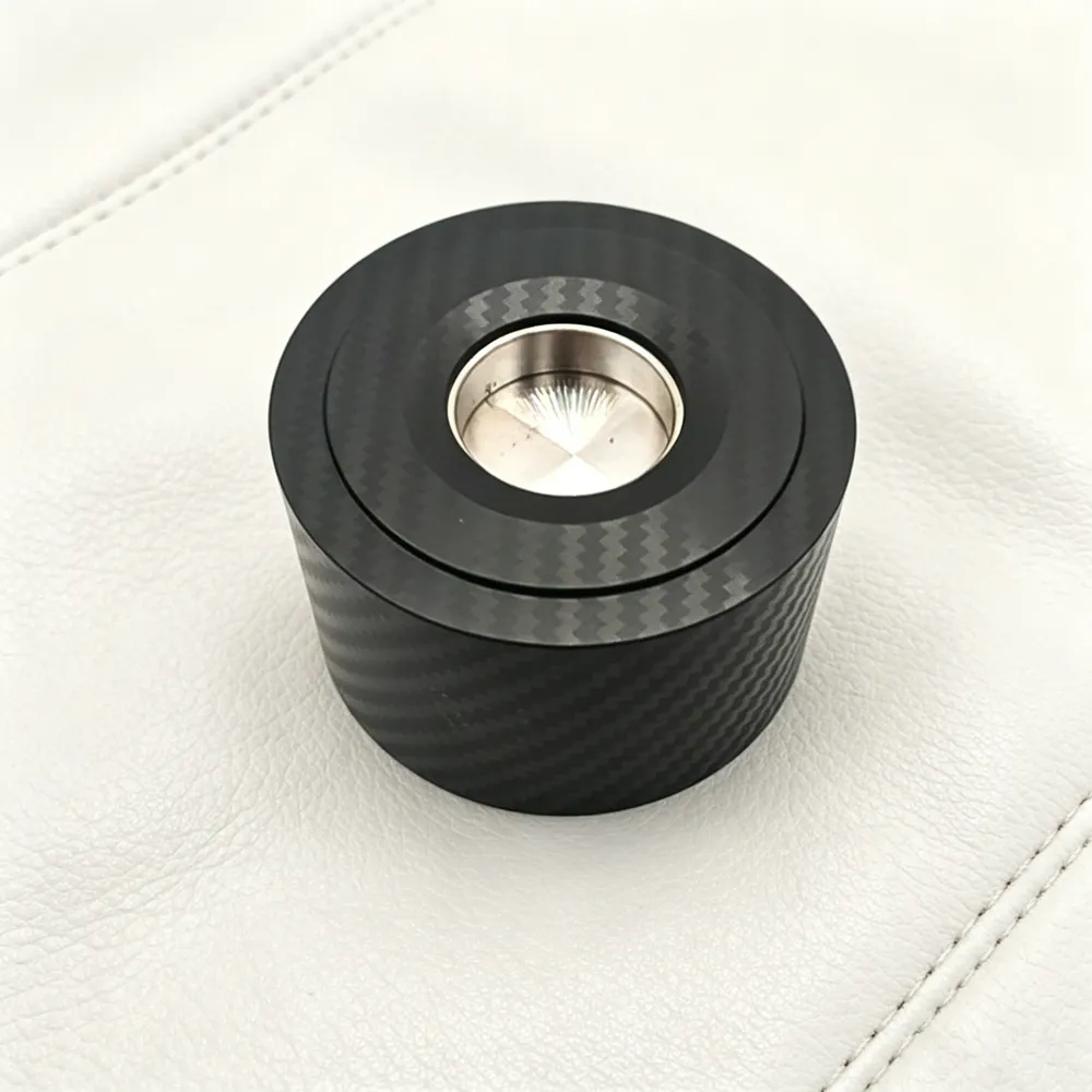Black carbon fiber finish YG-JS0017 checkpoint compatible heavy duty EAS tag detacher closeup