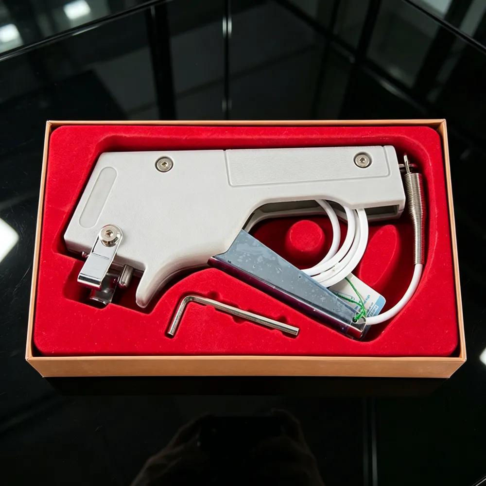 Gator tag detacher - Image 8