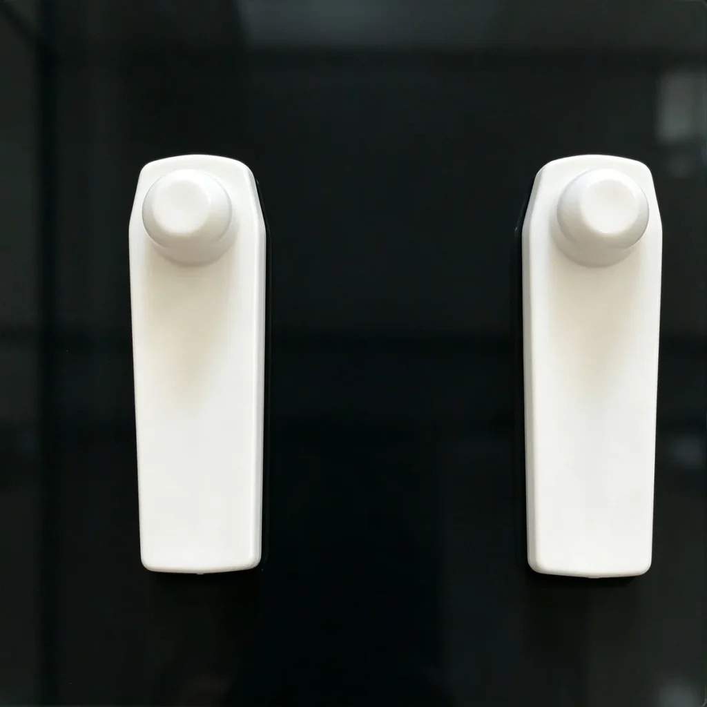 Internal locking mechanism structure of Lionyouge 58kHz AM Korean style whiteboard EAS hard tag