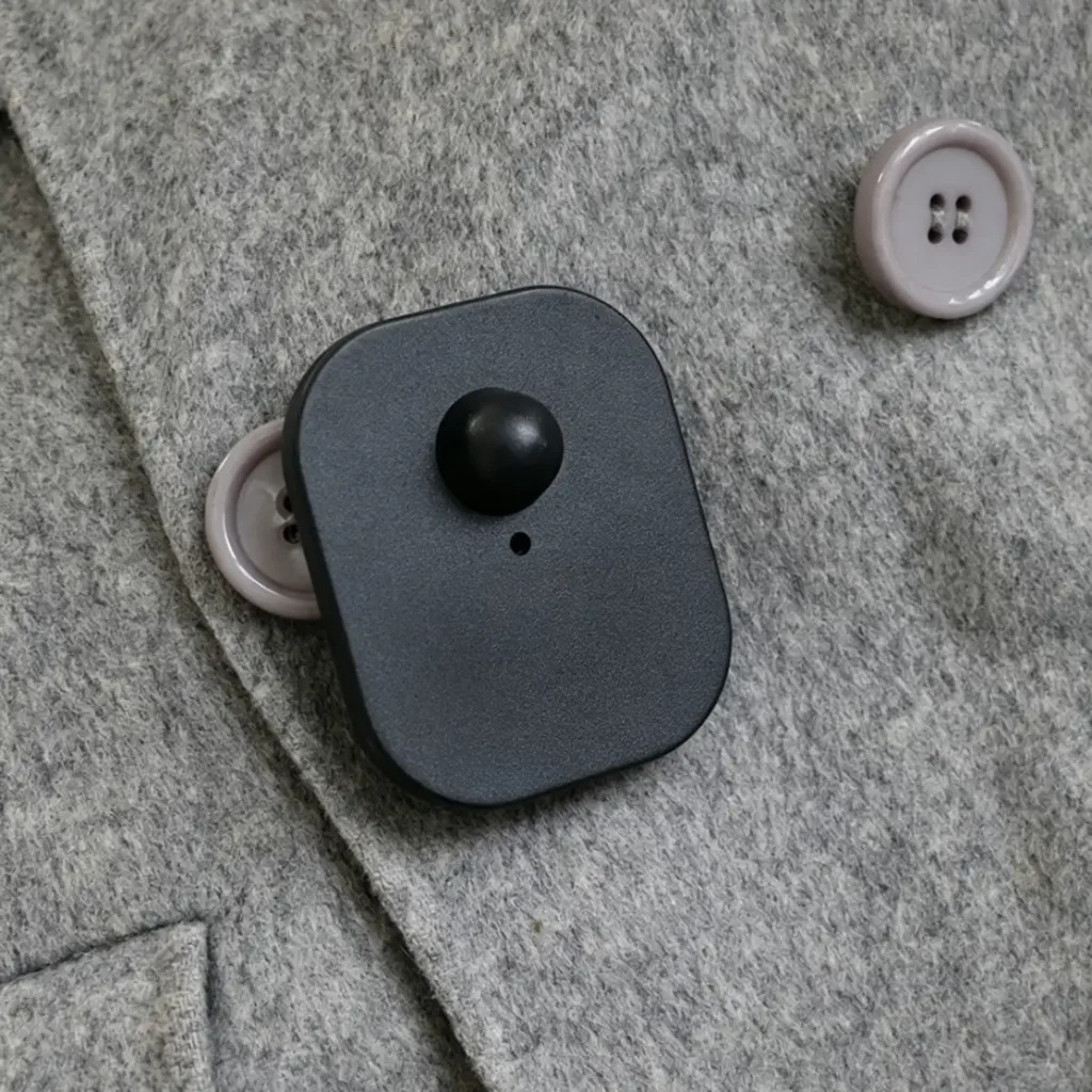 Lionyouge WS-C026 large square RF security hard tag attached on garments, retail apparel anti-shoplifting solution